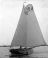 Met de Hoants de Sneekwek in 1957 gewonnen, hardzeildag met Reinie Piersma als fokkenist. Heel weinig wind dus wel 3 uur gevaren